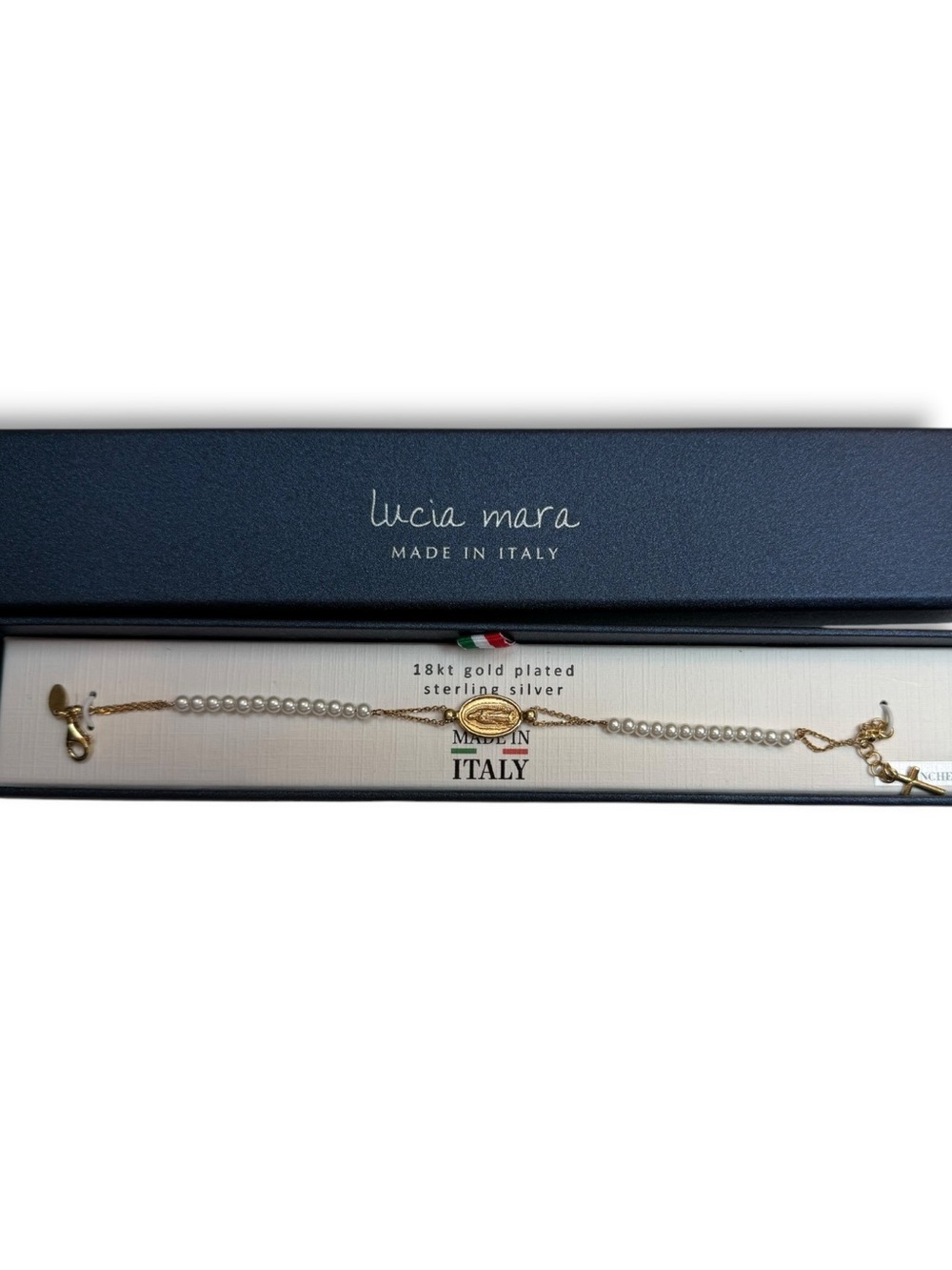 Lucia Mara bracelet is made of 18kt gold-plated sterling silver 7” + 1”
